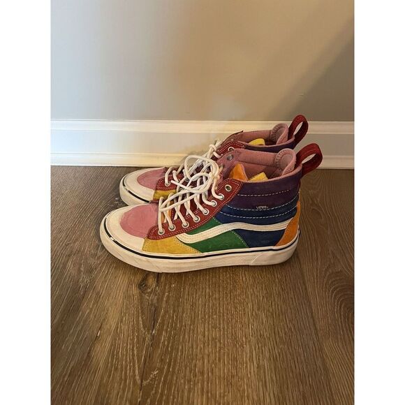 Vans Sk8-Hi MTE 2.0 Dx Rainbow Suede Size US 8.0 Men's Womens 9.5 VN0A4P3IXHO - Picture 2 of 8